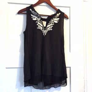 Anthropologie Ric Rac embroidered top